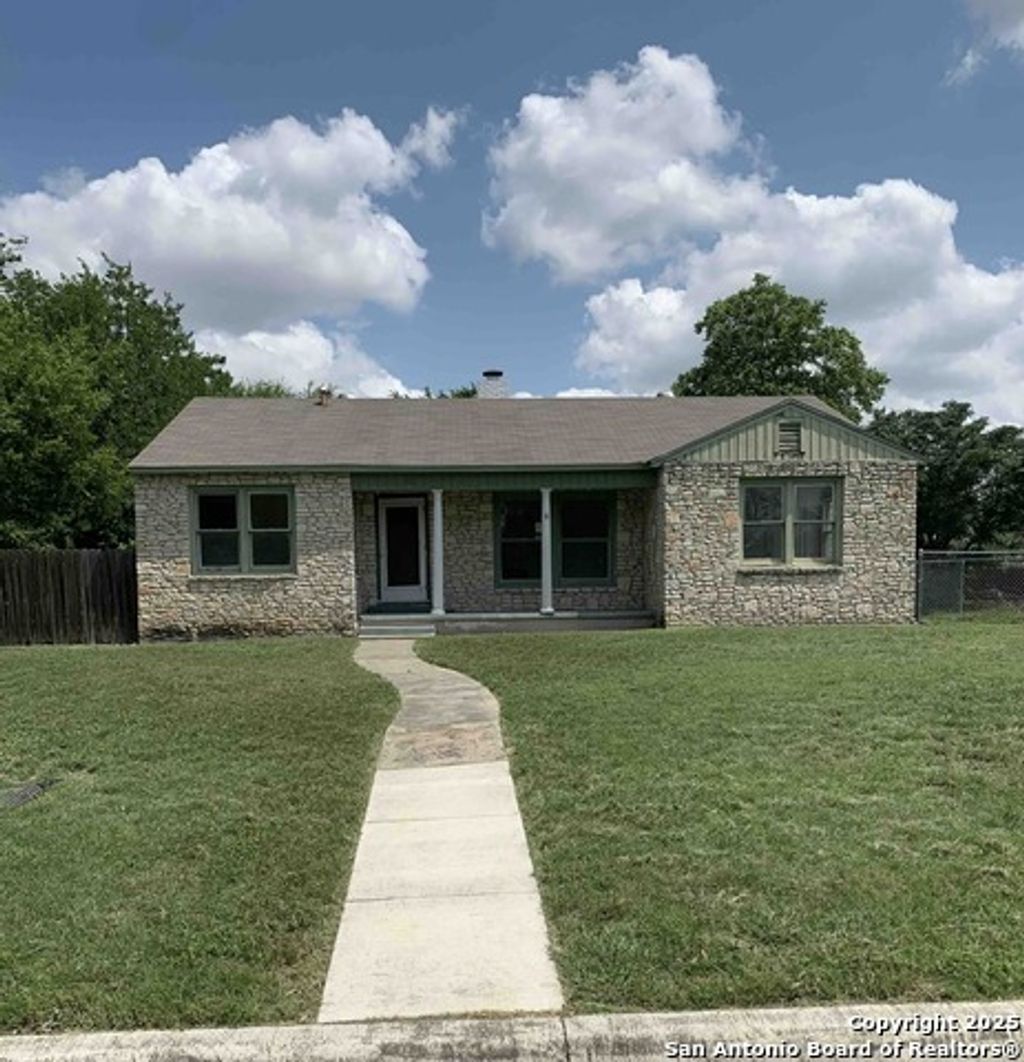 703 Alexander Hamilton Drive, San Antonio