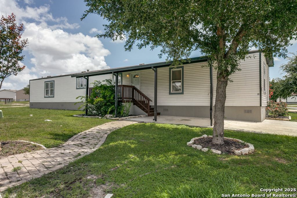7151 Woodlake Parkway 271, San Antonio