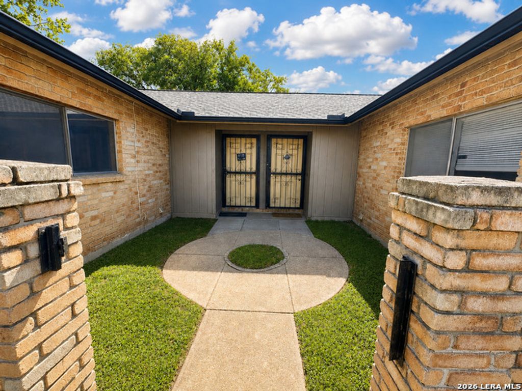 4704 Oakfield Way, San Antonio