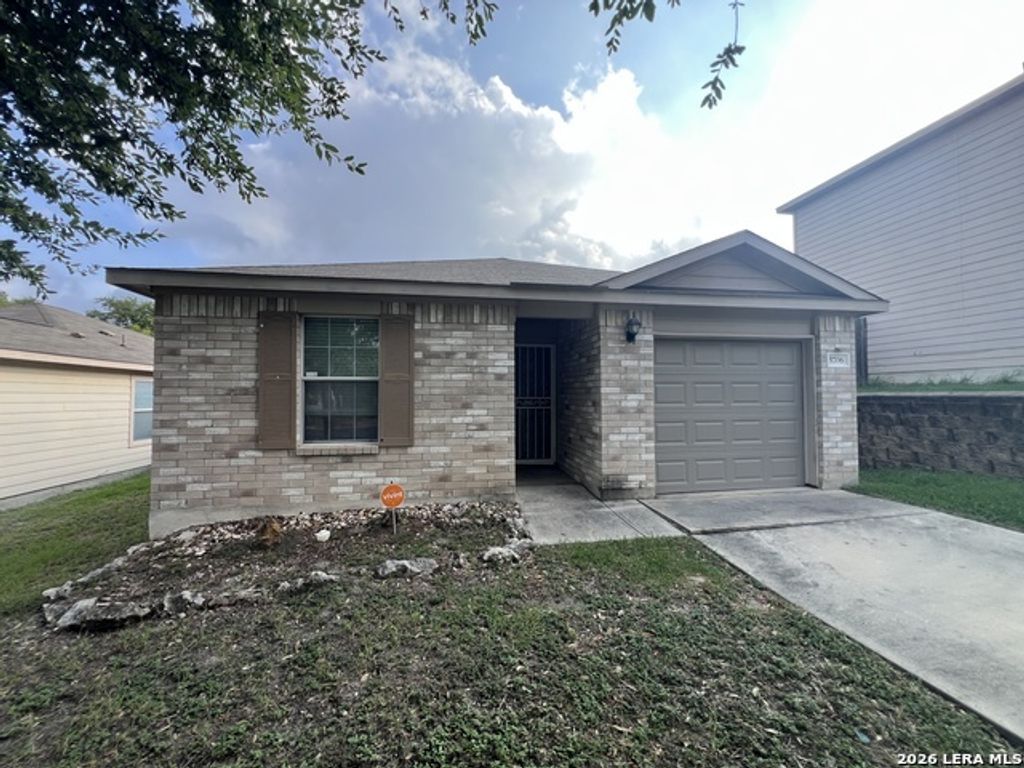 5706 Hickory Canyon, San Antonio