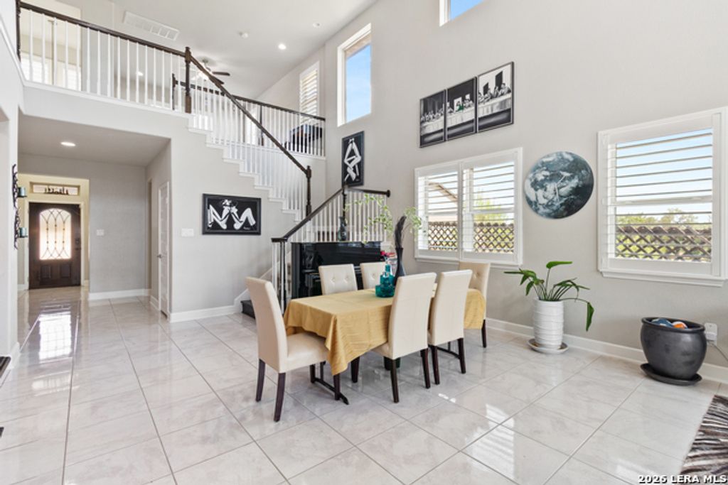 2838 Cliff Canyon, San Antonio