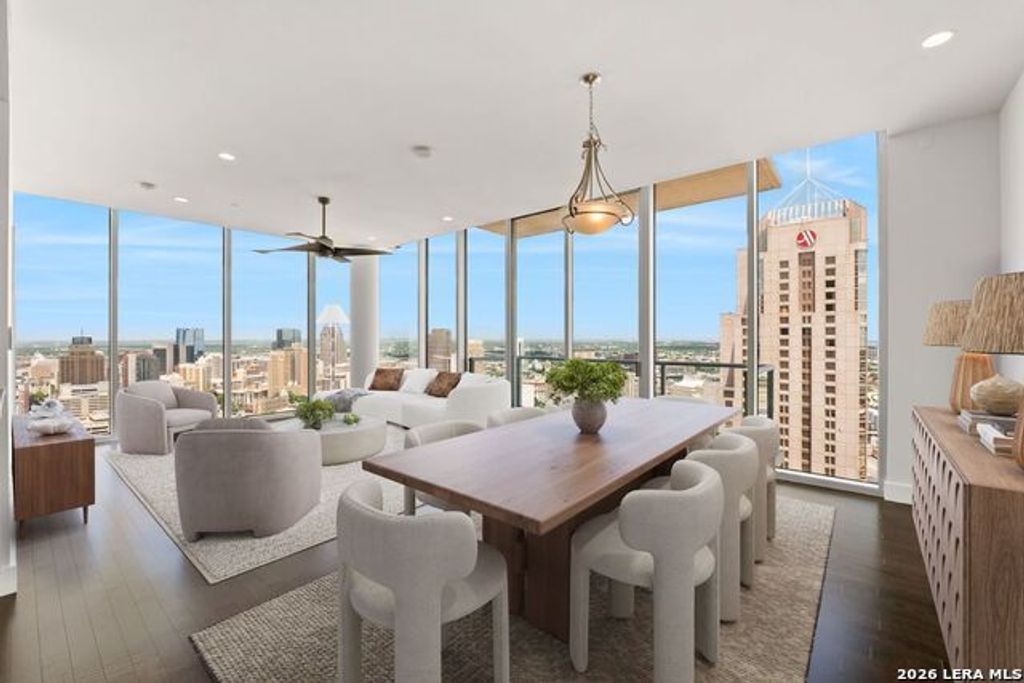 610 E Market 2708, San Antonio