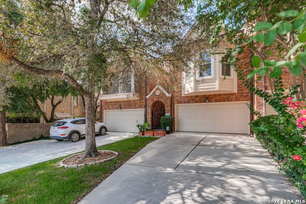 145 Elizabeth Rd, Alamo Heights