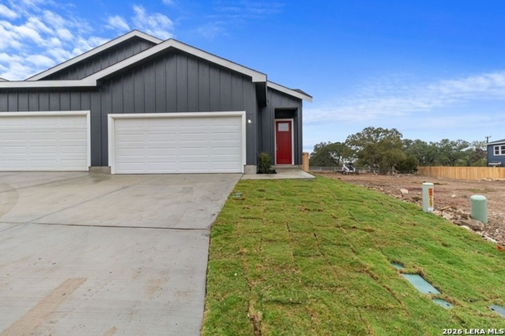 9193 Dietz Elkhorn Rd 31, Boerne