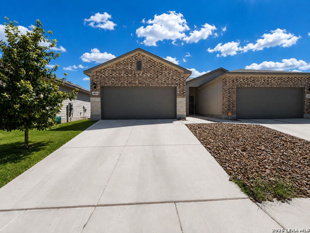 9310 Clarke Cove 1, Converse