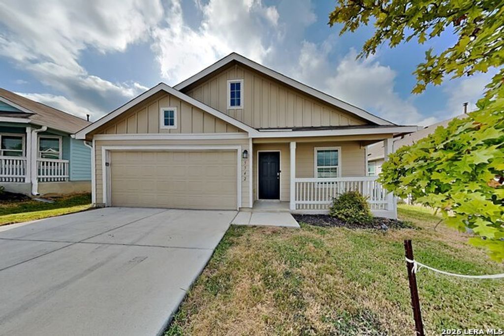 5542 Basil Chase, St Hedwig