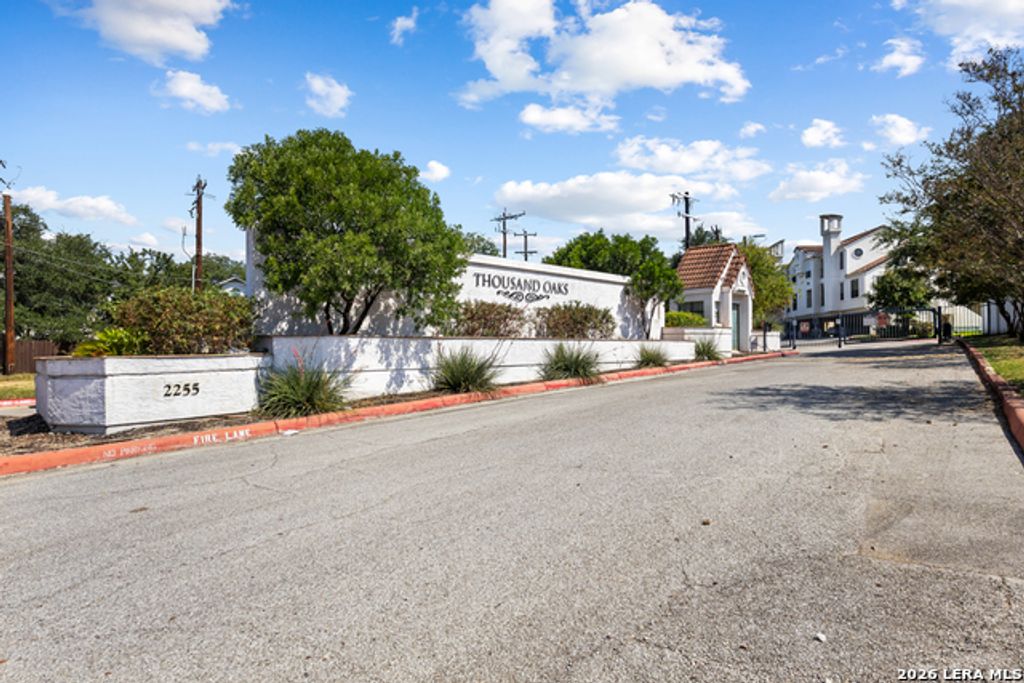 2255 Thousand Oaks 504, San Antonio