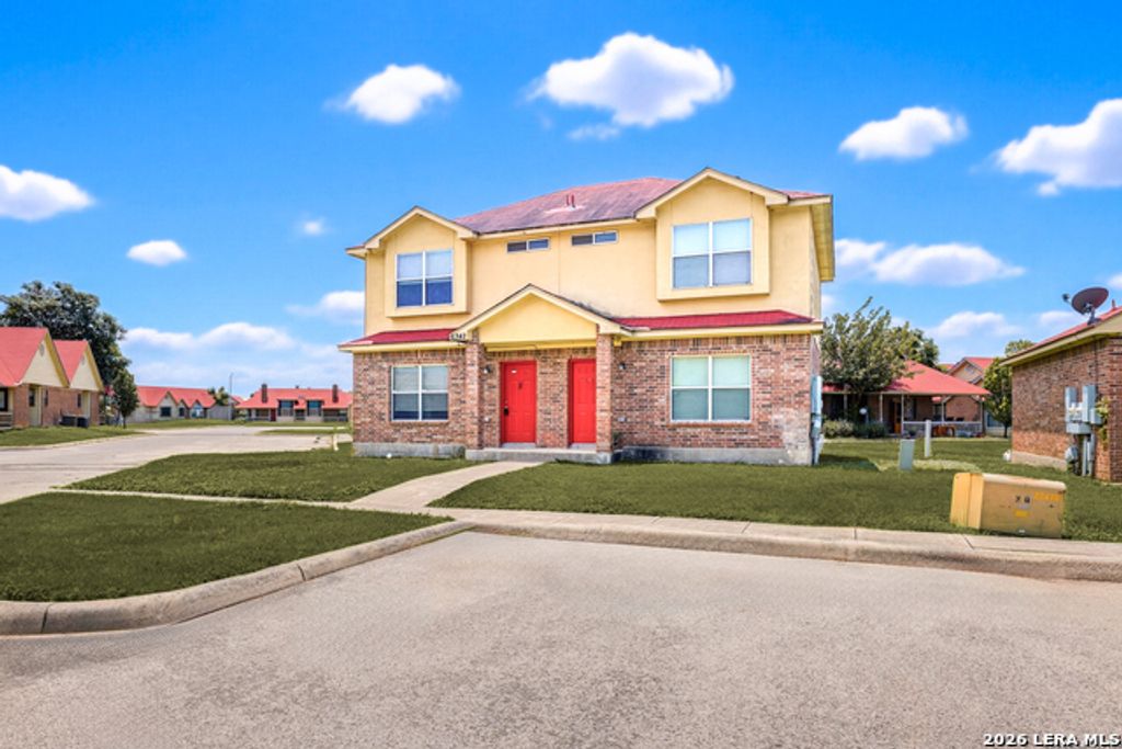 6342 Queens Castle 1, San Antonio