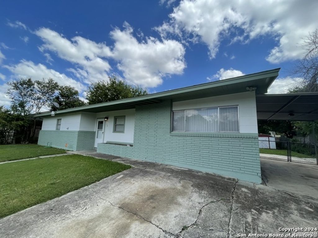 130 Ashford Drive, San Antonio
