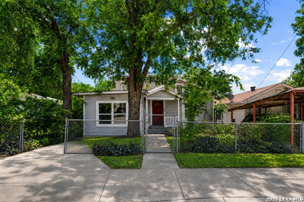 304 Andrews, San Antonio