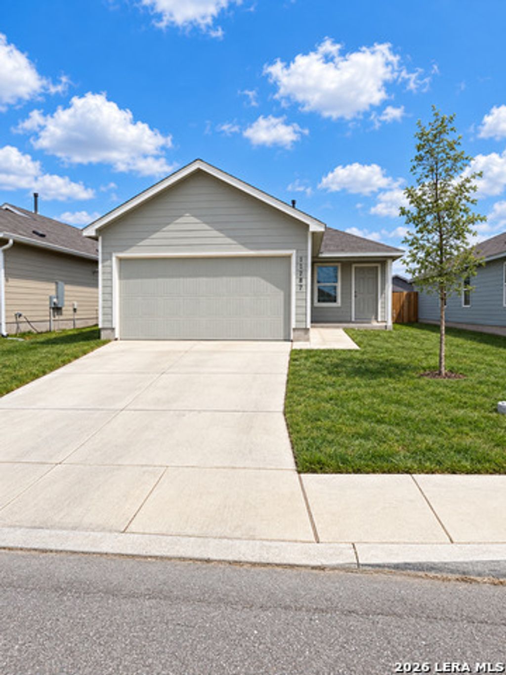 11787 Field Briar, Converse