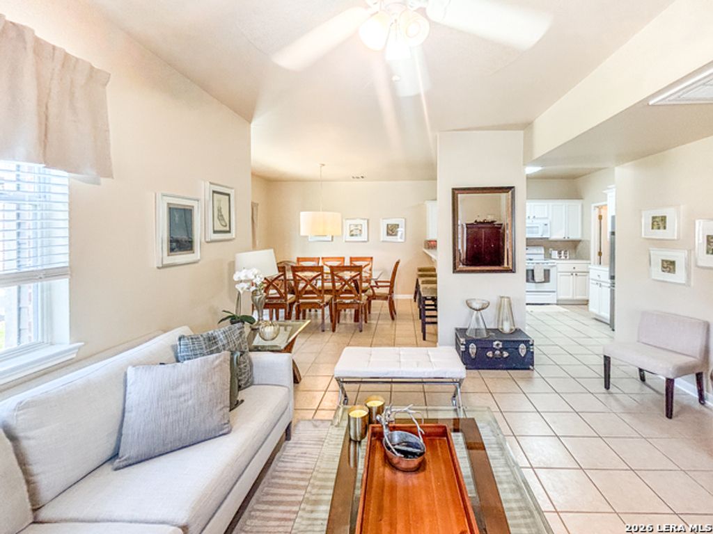 147 Chapel Hill Circle, San Antonio
