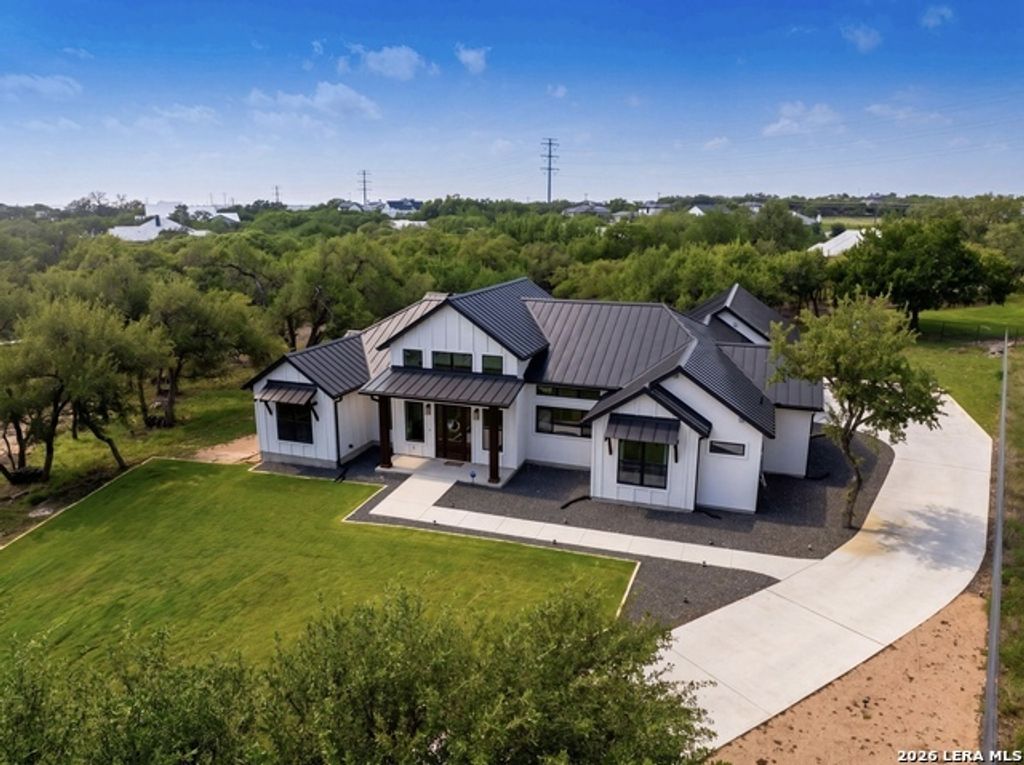 722 Post Oak Ridge Way, Bulverde