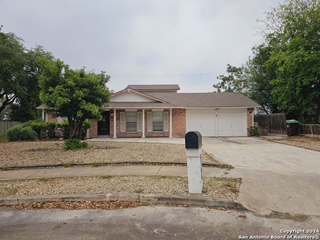 6700 Yellow Rose St, San Antonio