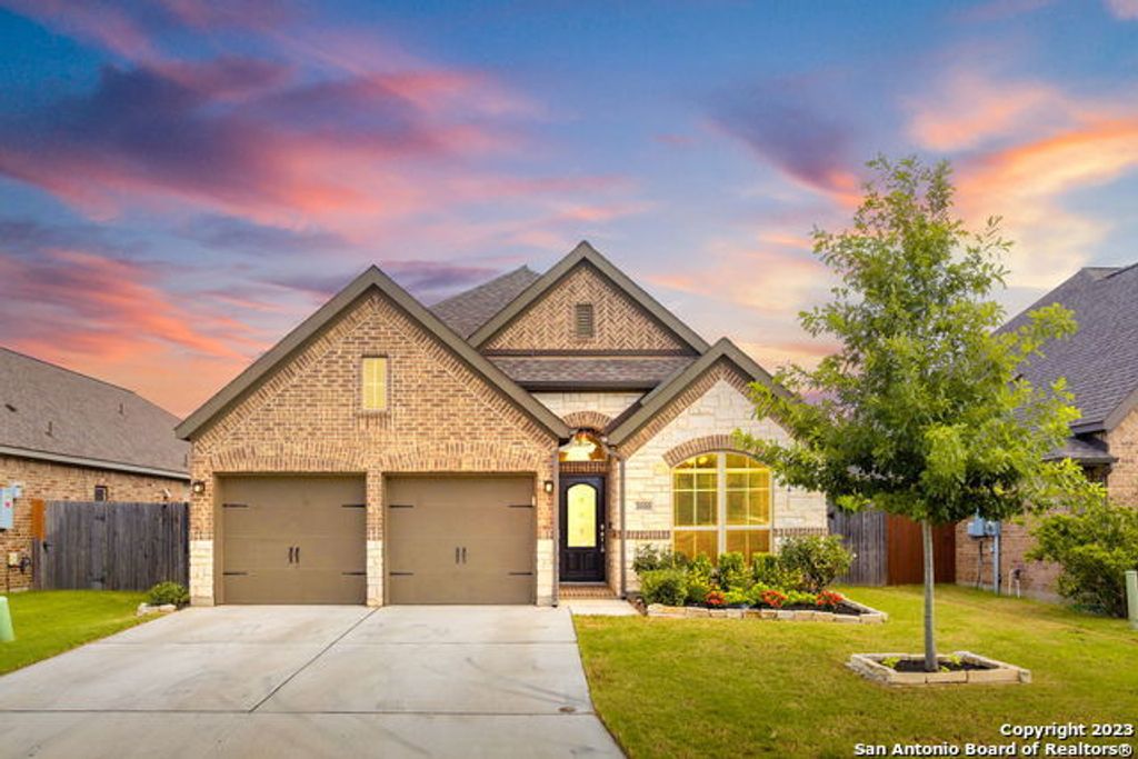 2020 Glen Hollow, Seguin