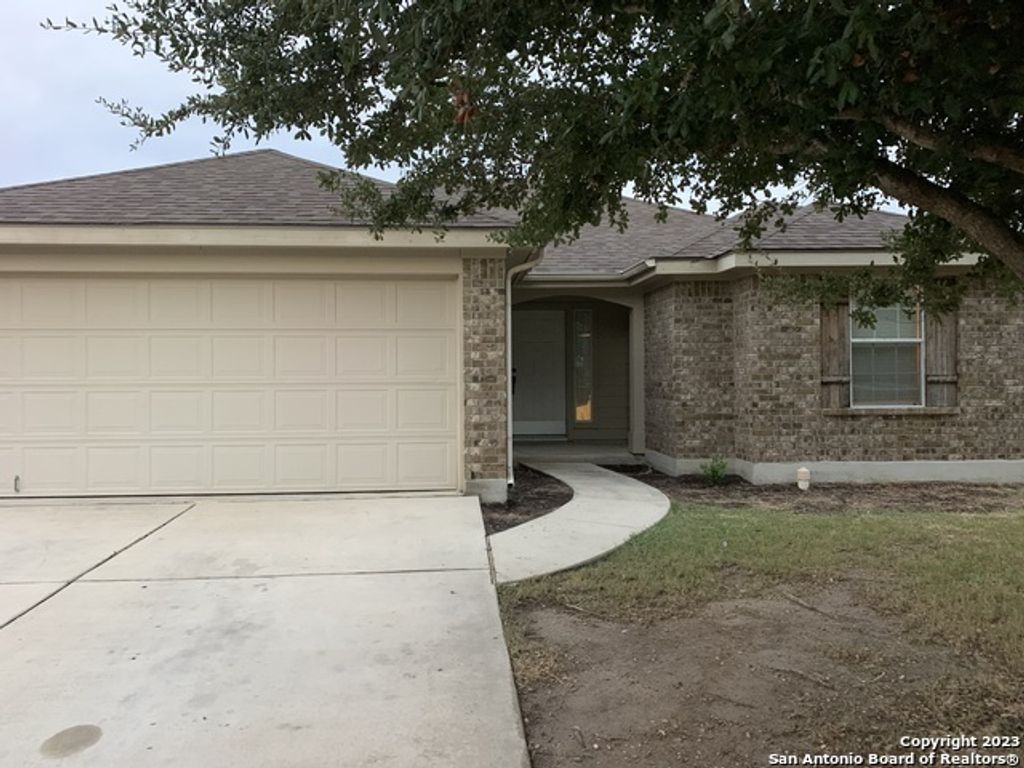 4618 Everett Loop, Converse