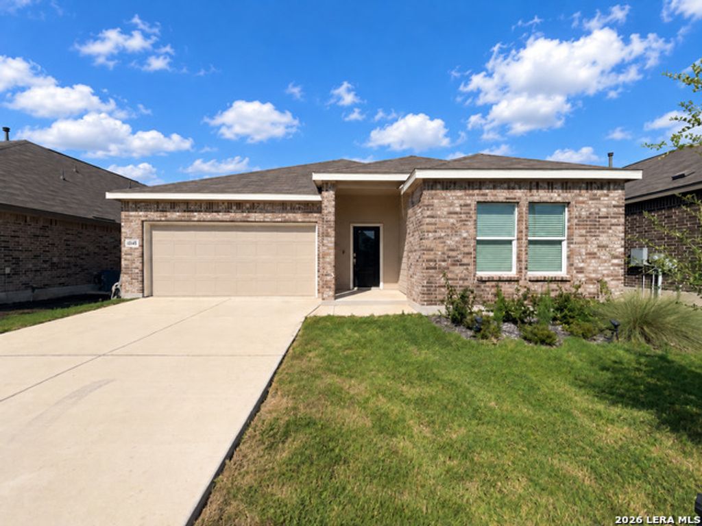 8948 James Bowie, Seguin