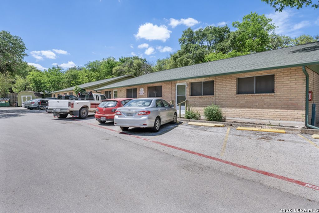 1218 S Main Street 14, Boerne