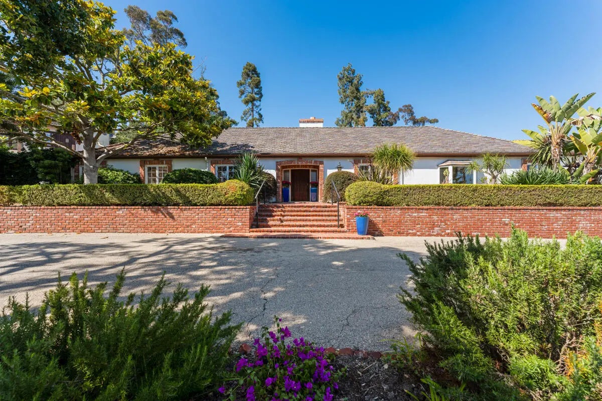 Photo of Listing #24-2212