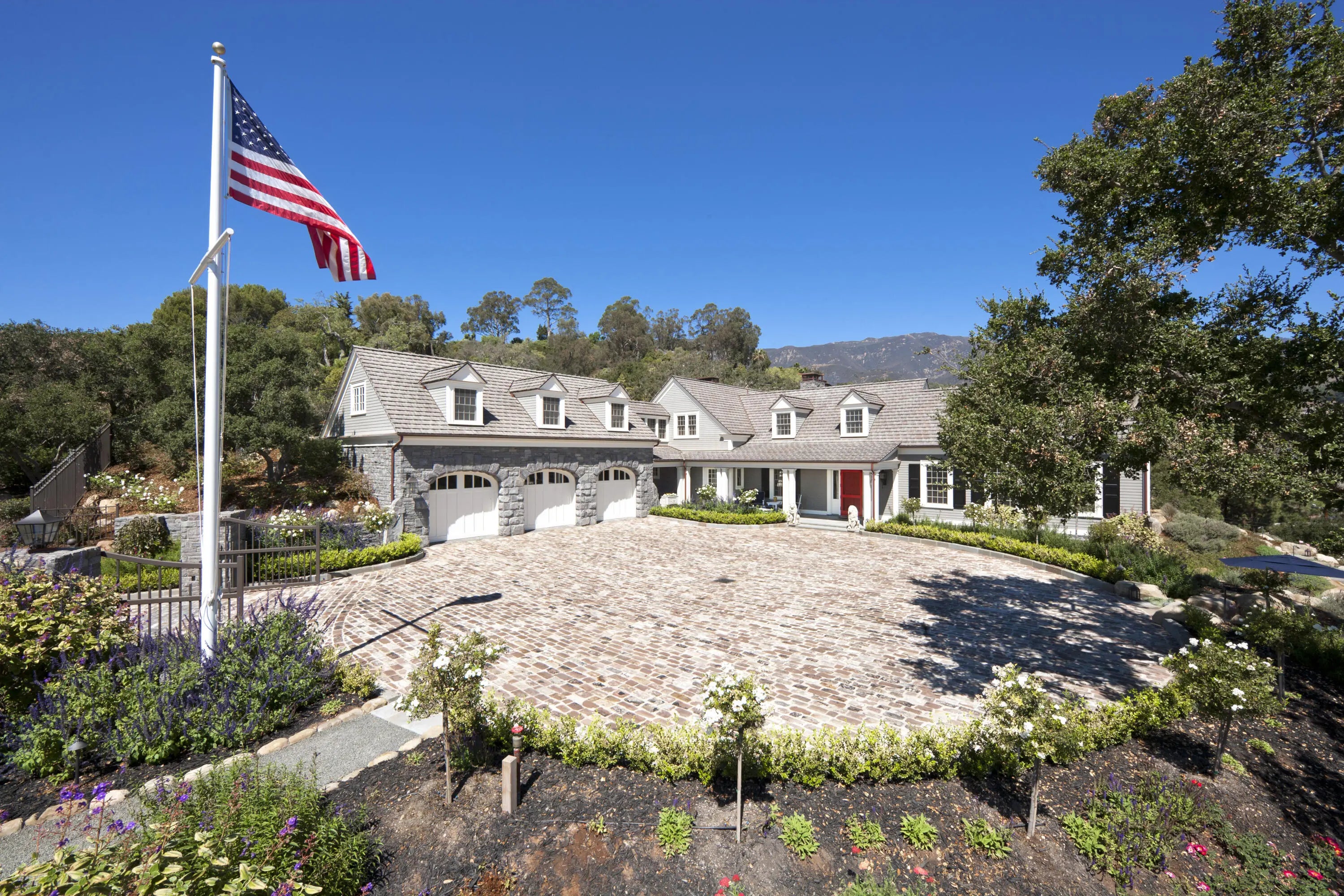 Photo of Listing #25-426