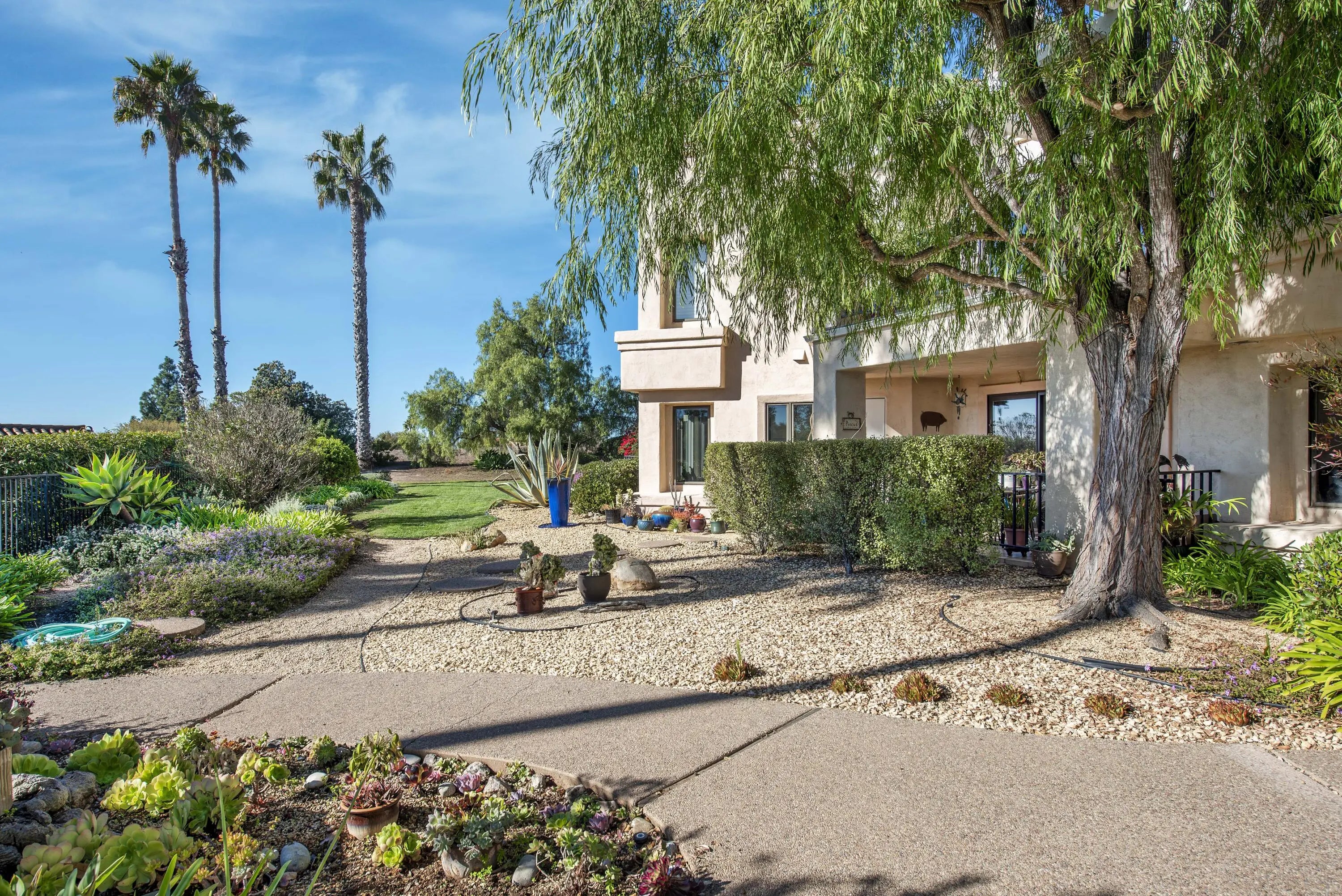 Photo of Listing #25-162