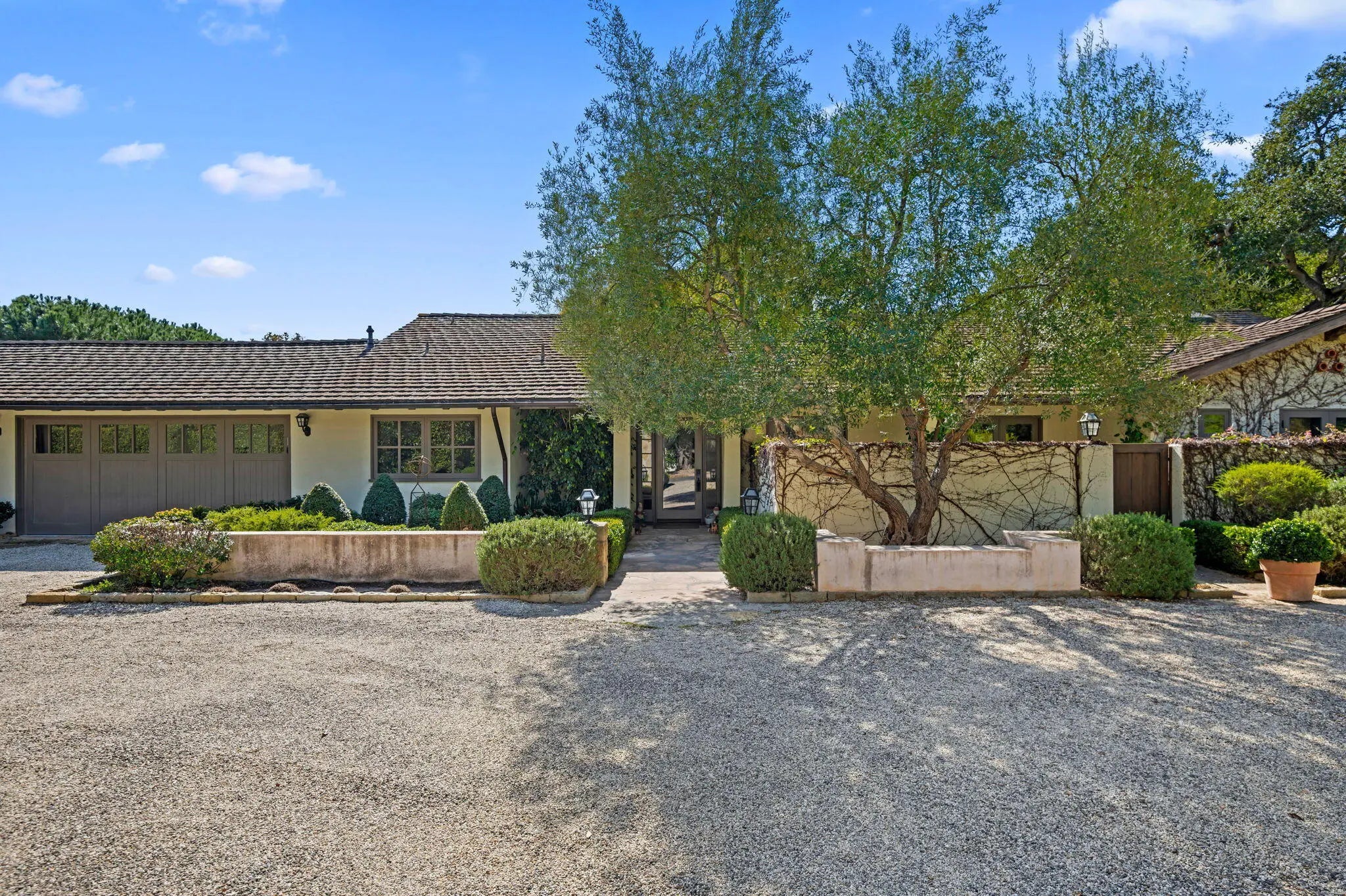 Photo of Listing #25-640