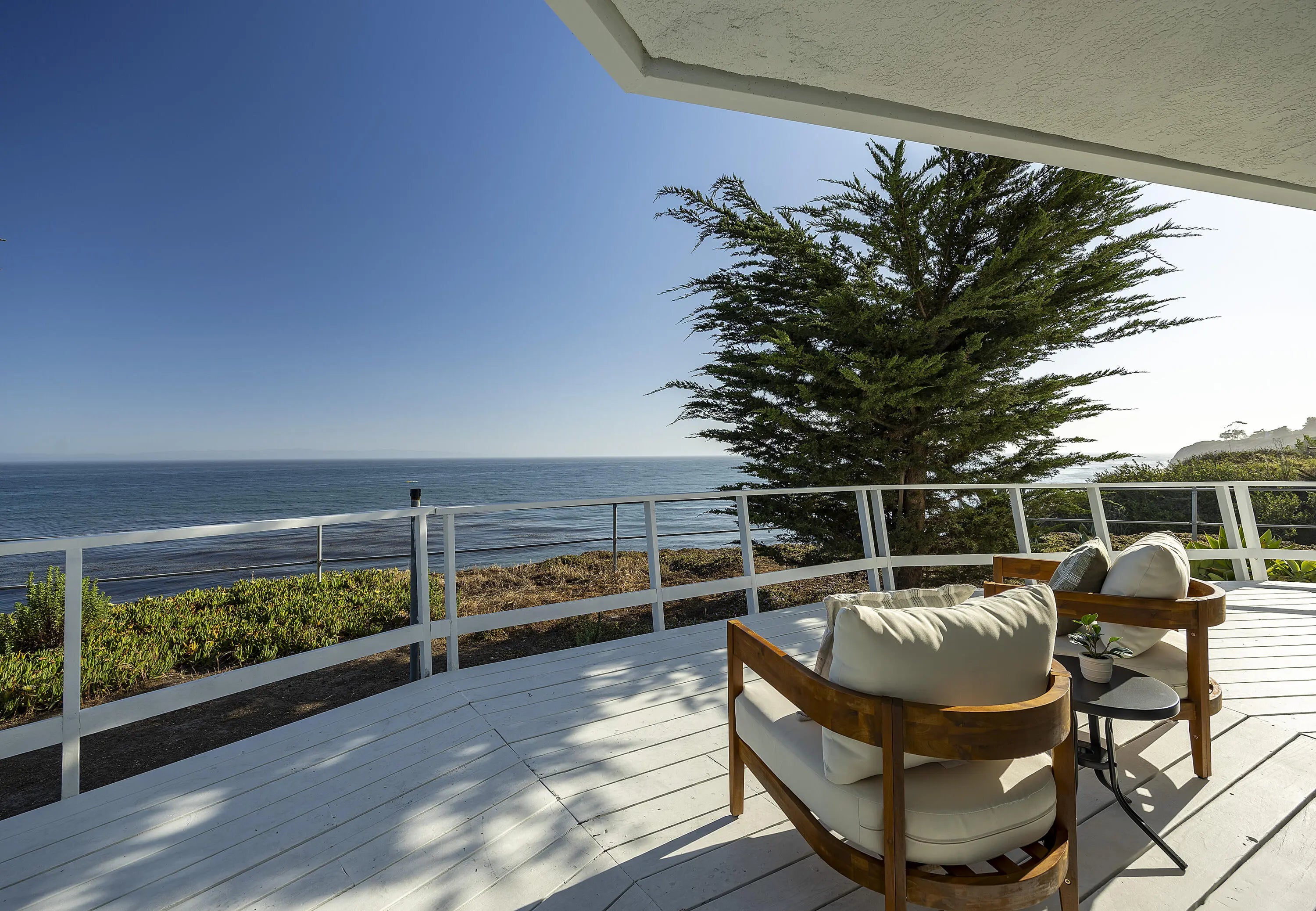 Photo of Listing #25-2387