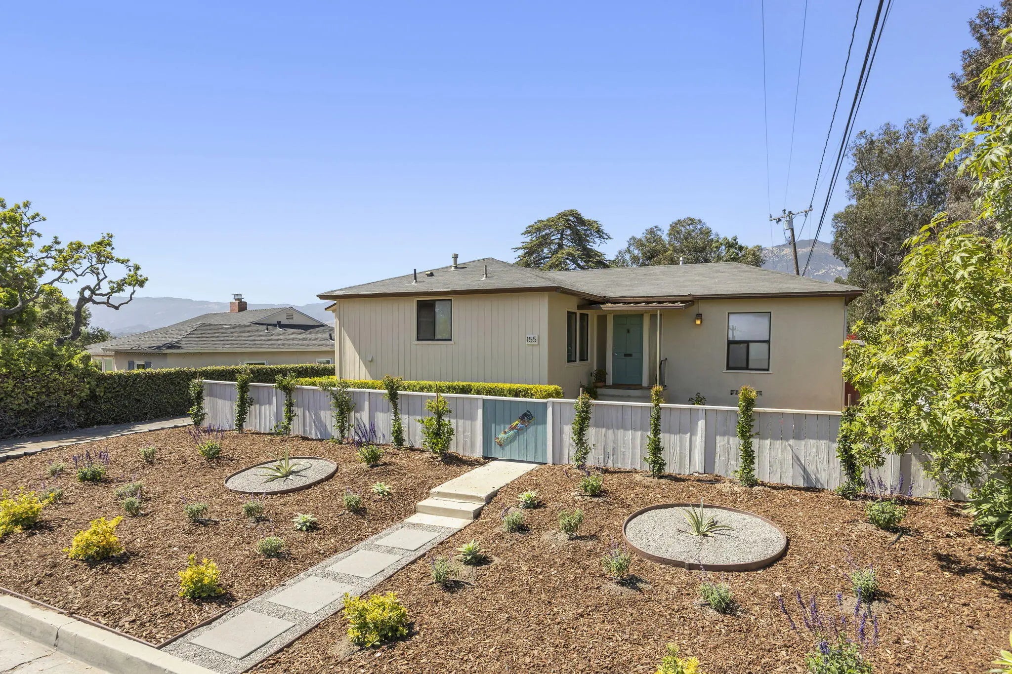 Photo of Listing #25-2563