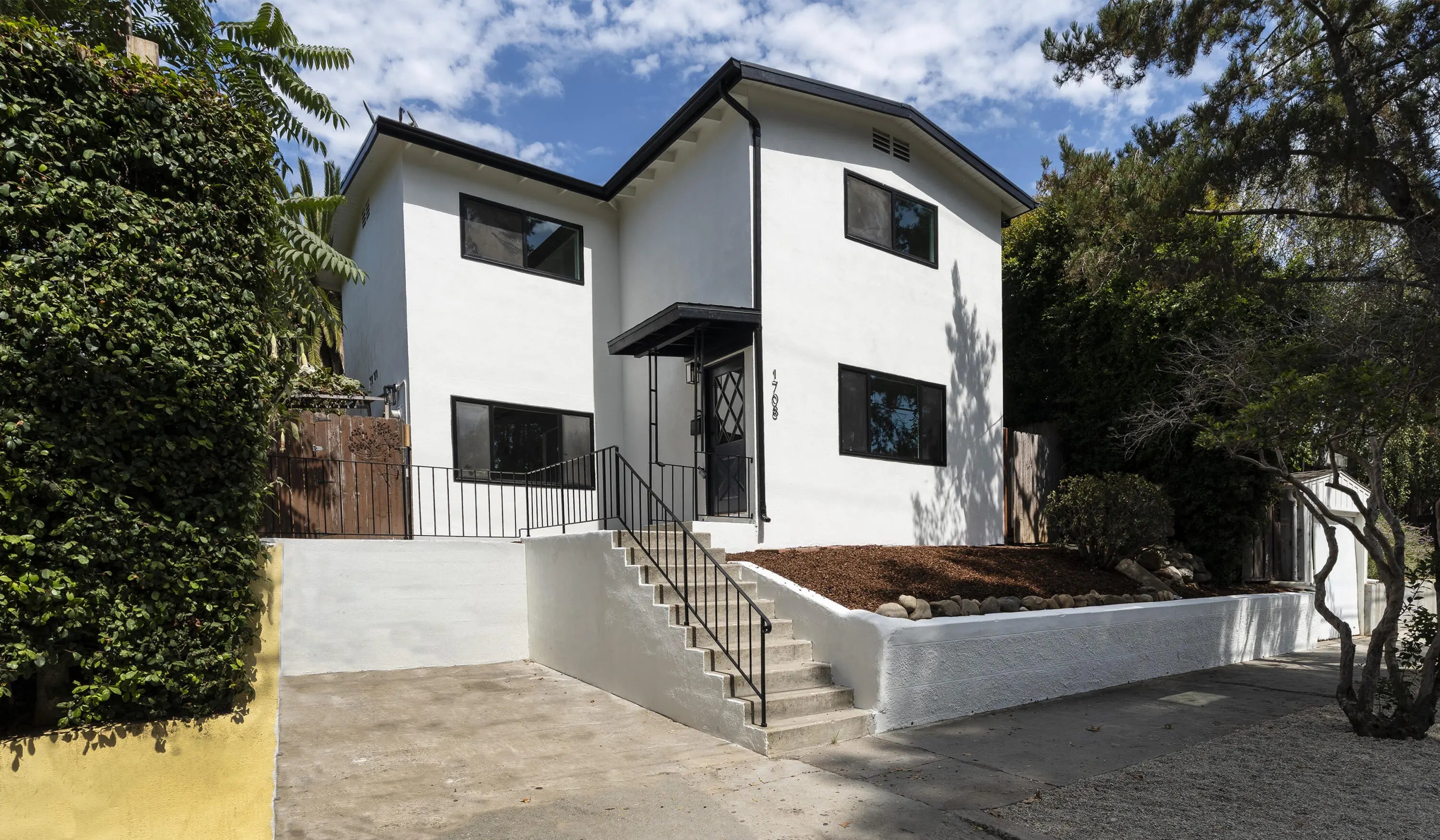 Photo of Listing #25-3267