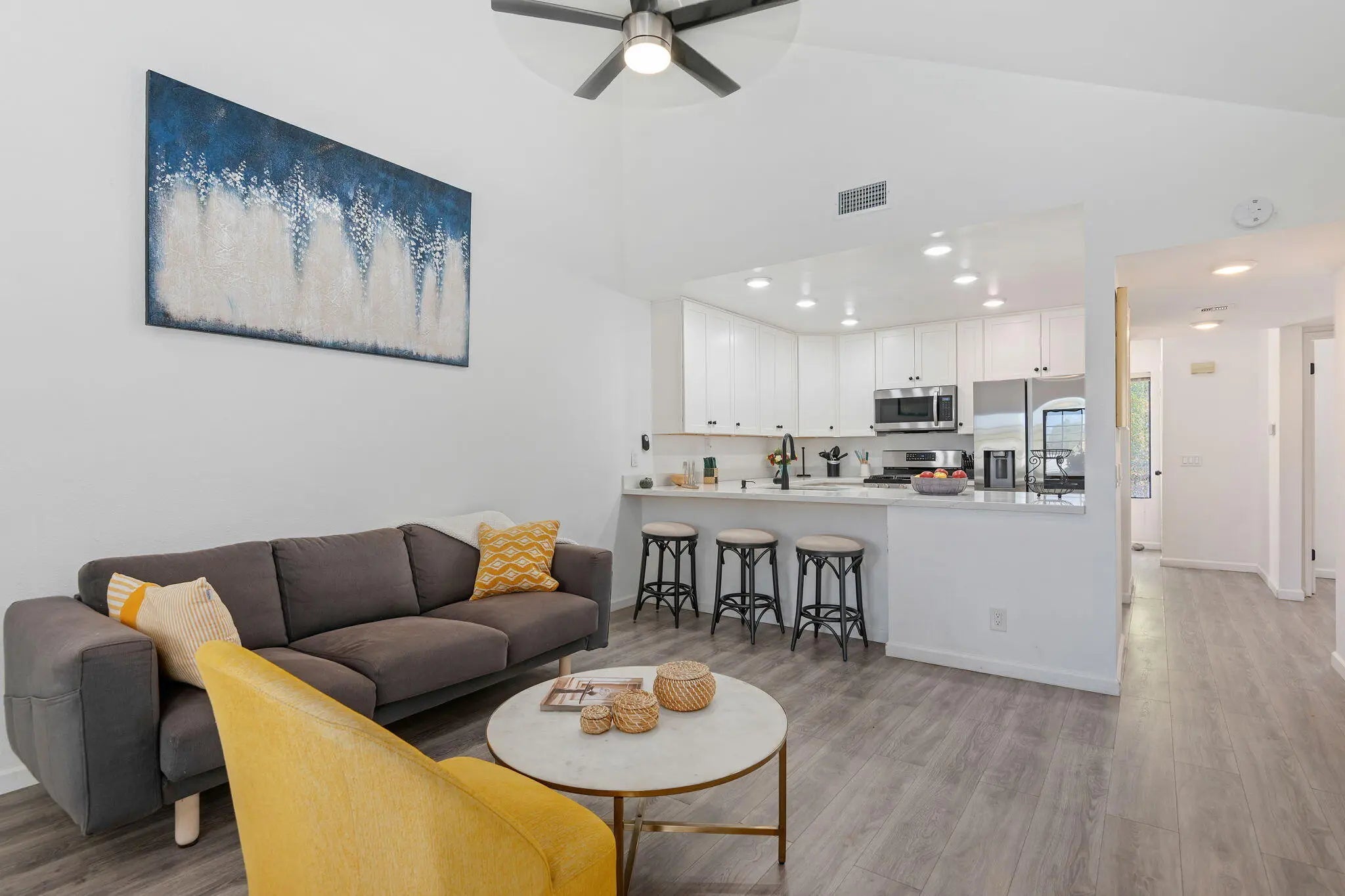 Photo of Listing #25-3618