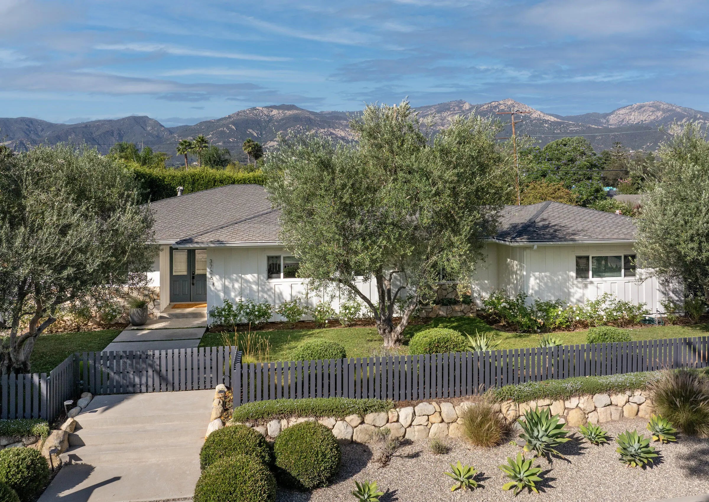 Photo of Listing #25-3800