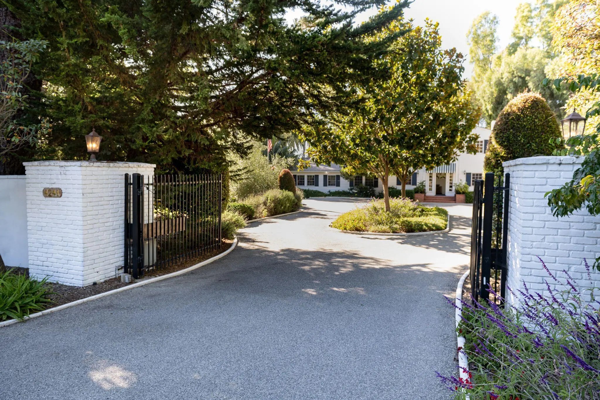 Photo of Listing #25-3988