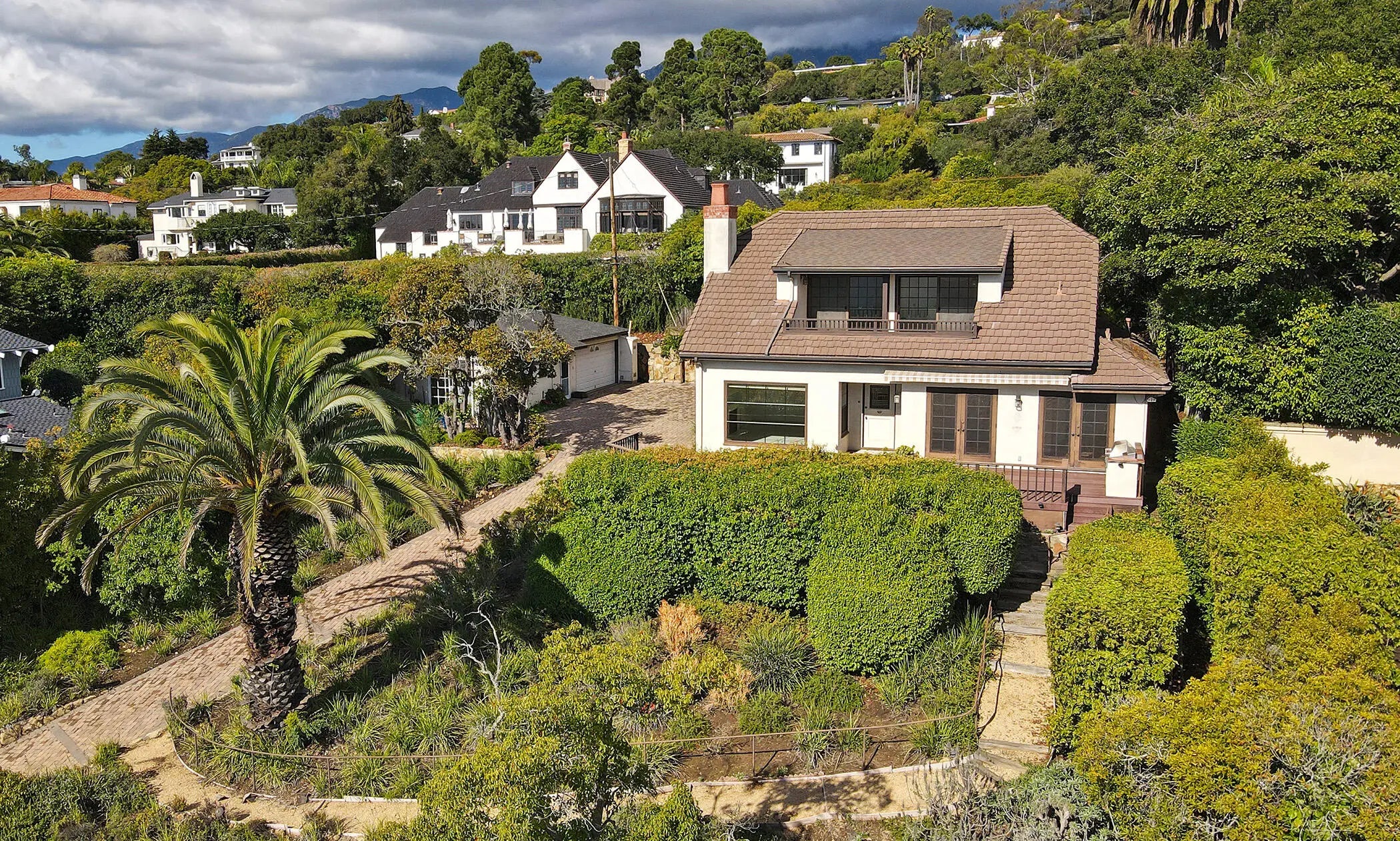 Photo of Listing #26-396