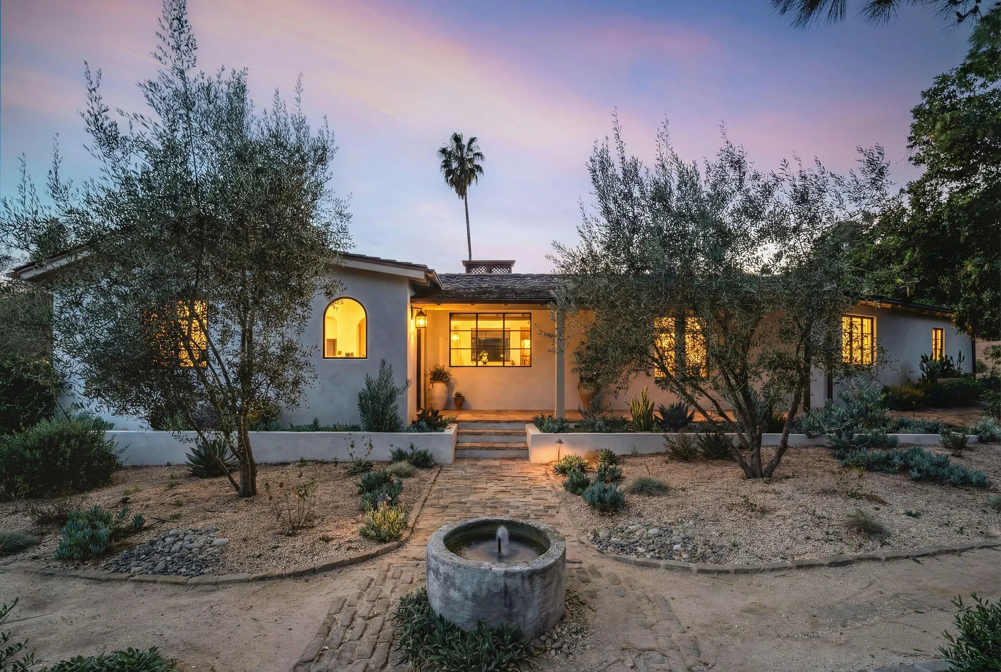 Photo of Listing #26-512