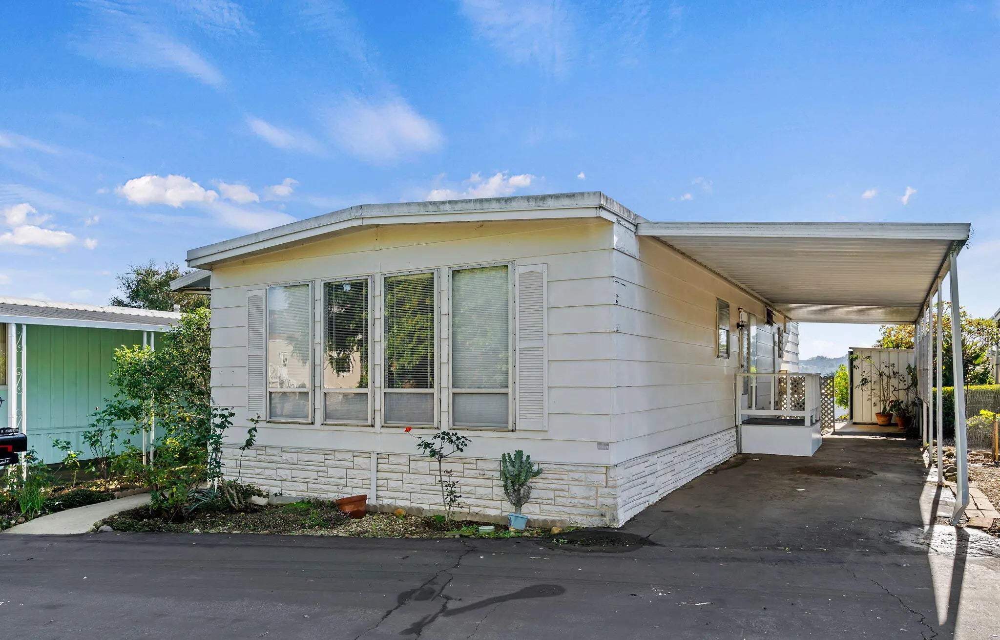 Photo of Listing #26-678