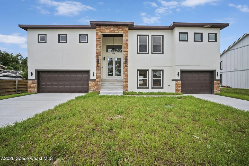 1121 River Drive Ne, Palm Bay