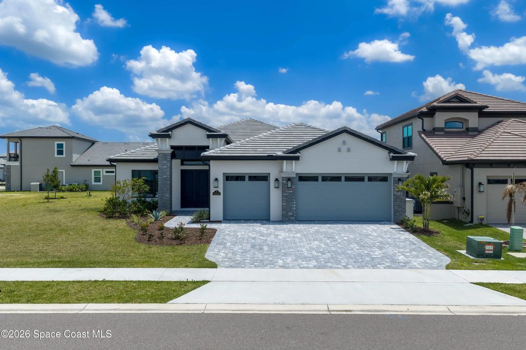 2203 Edestus Drive, Melbourne