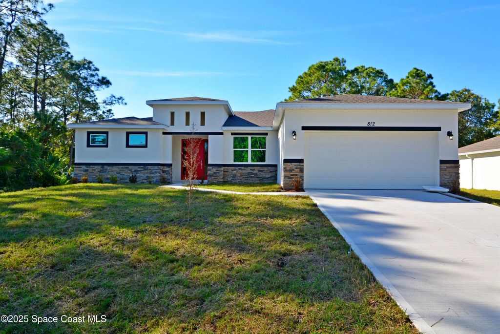 883 Parrotfish Street Sw, Palm Bay