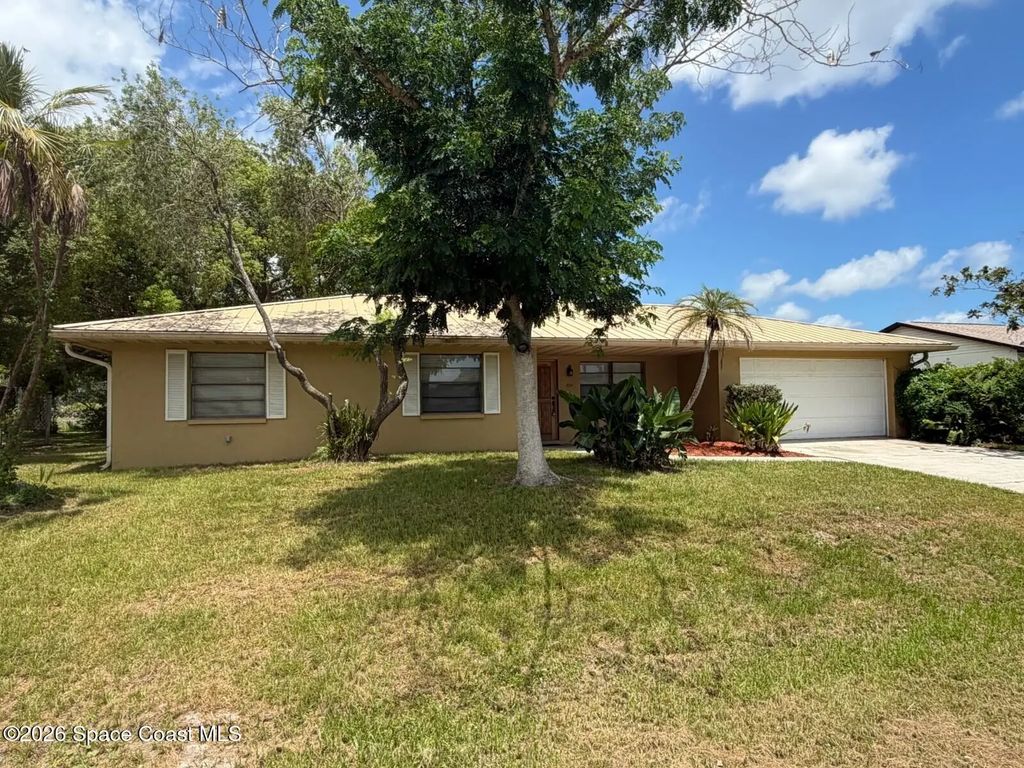 524 Aviation Avenue Ne, Palm Bay
