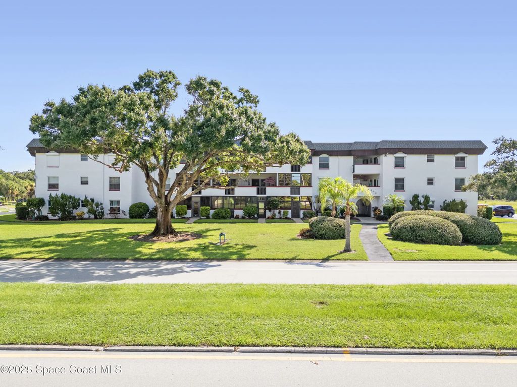 725 Port Malabar Boulevard Ne 106, Palm Bay