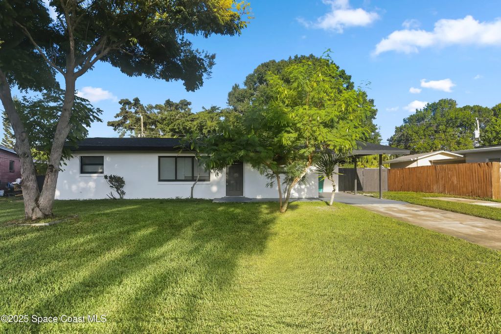 1940 Dawn Drive, Melbourne