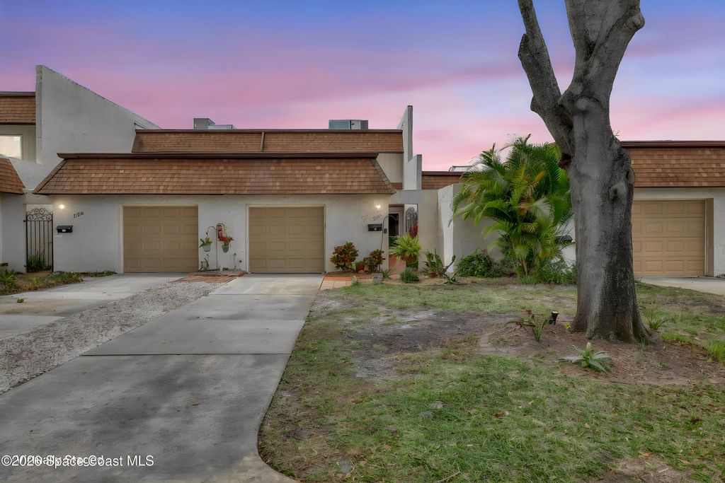 2554 Demaret Drive 303a, Titusville