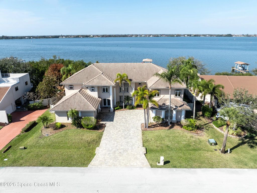 650 Loggerhead Island Drive, Satellite Beach