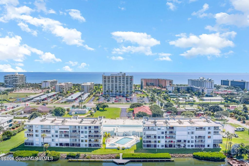 1700 Commodore Boulevard 1103, Cocoa Beach