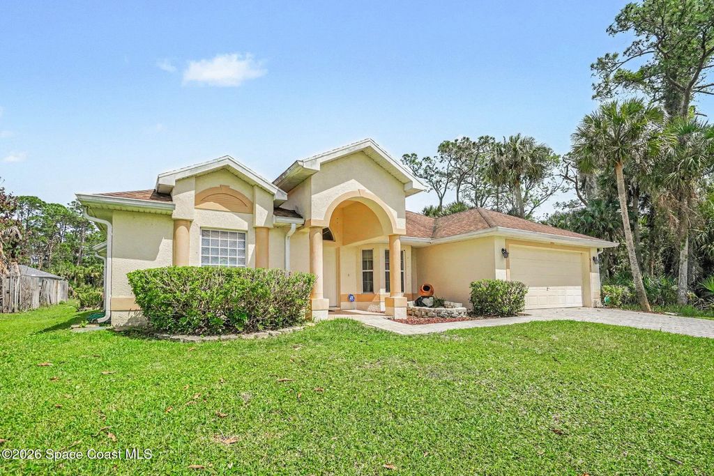 835 Rebus Avenue Sw, Palm Bay
