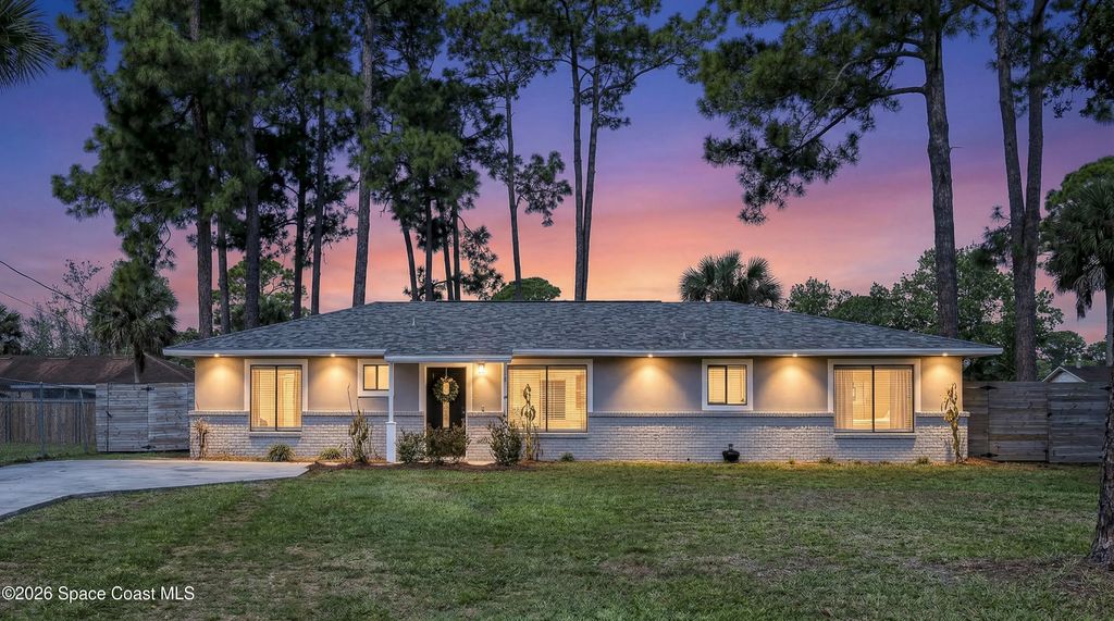 5614 Jamaica Road, Cocoa