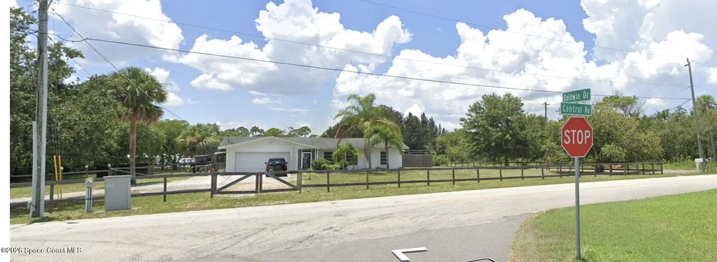 9100 Central Avenue, Micco