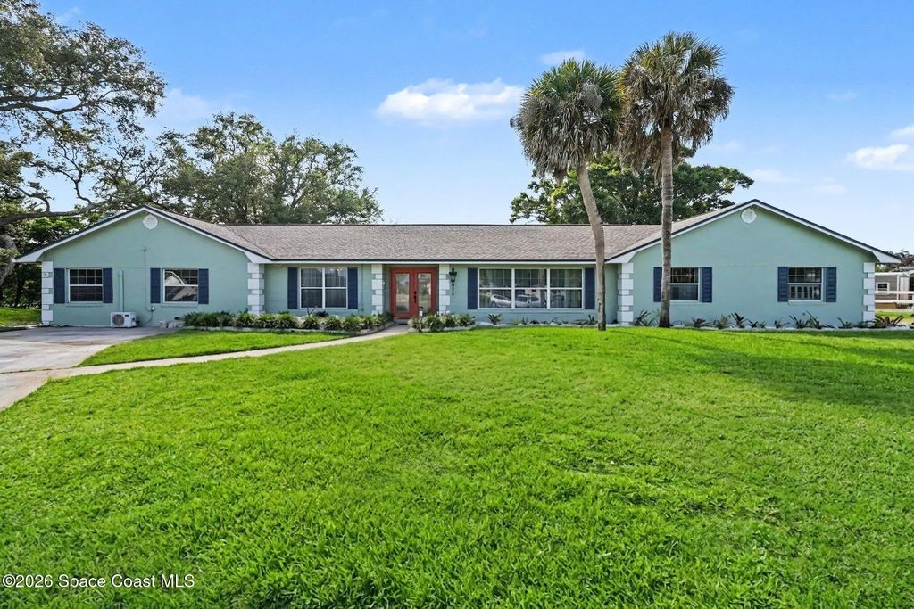 3130 Saunders Place, Titusville
