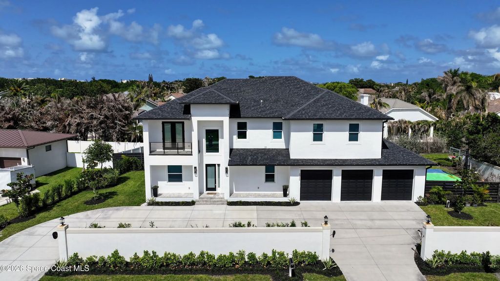 2345 N Riverside Drive, Indialantic