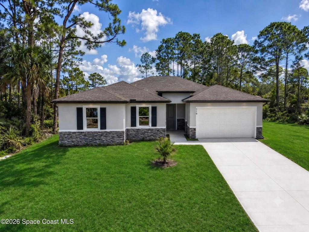 210 Sarah Road Sw, Palm Bay